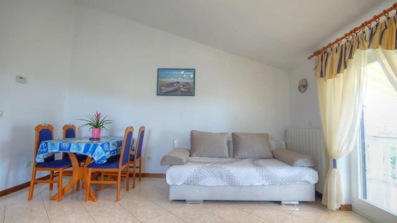 Valentina Apartment Fazana 0*,