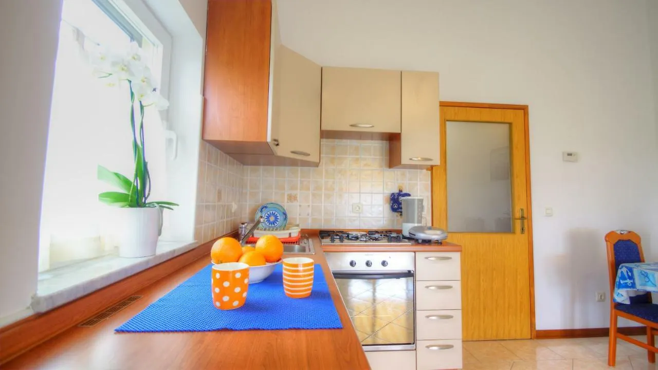 Valentina Apartment Fazana 0*,