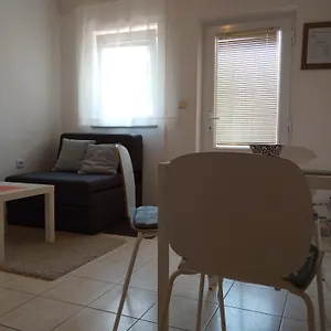 Ivana Apartman